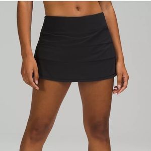 Lululemon black tennis skirt